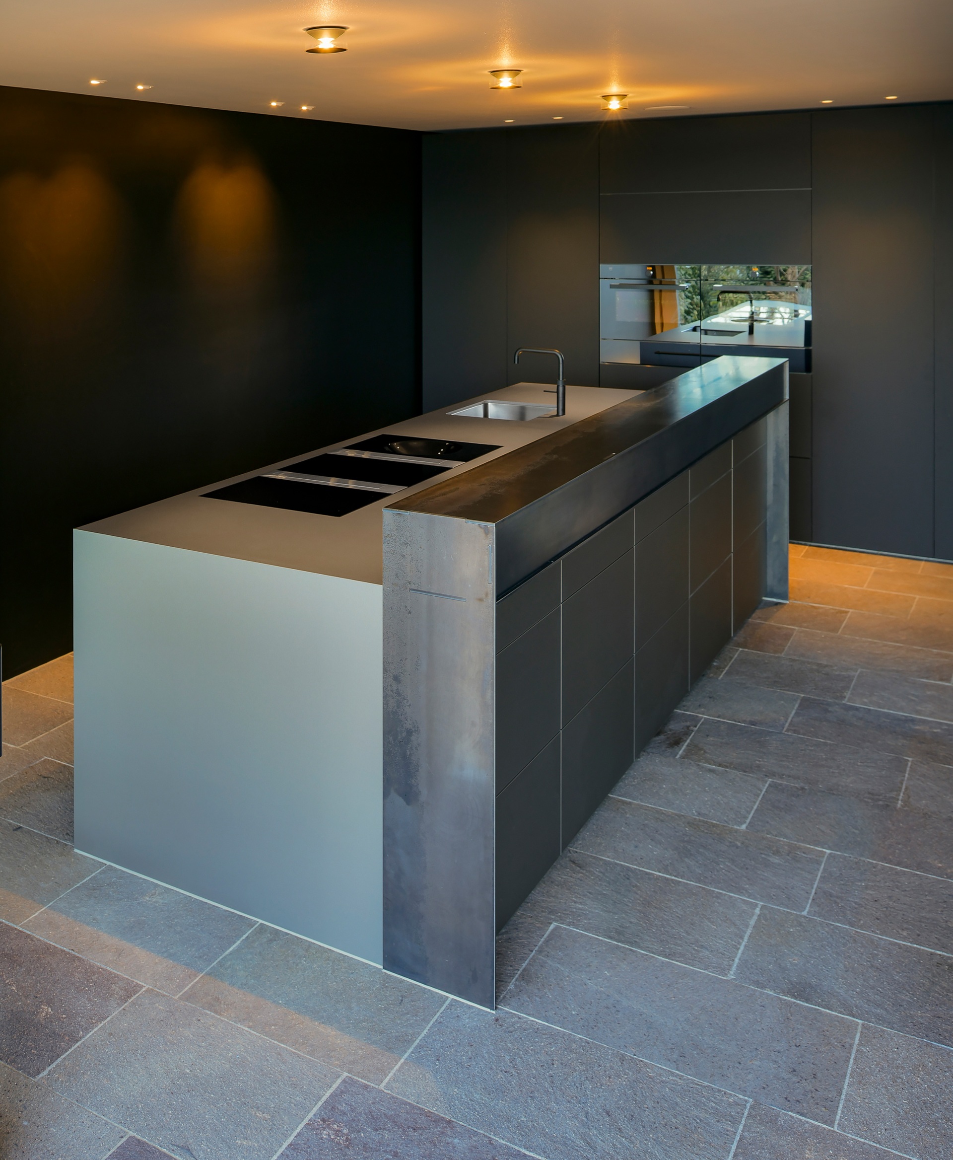 Black Beauty kitchen – detail view